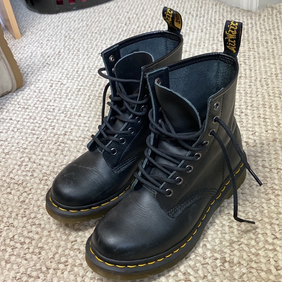 Womens Doc Martens size 6 - Picture 2 of 6